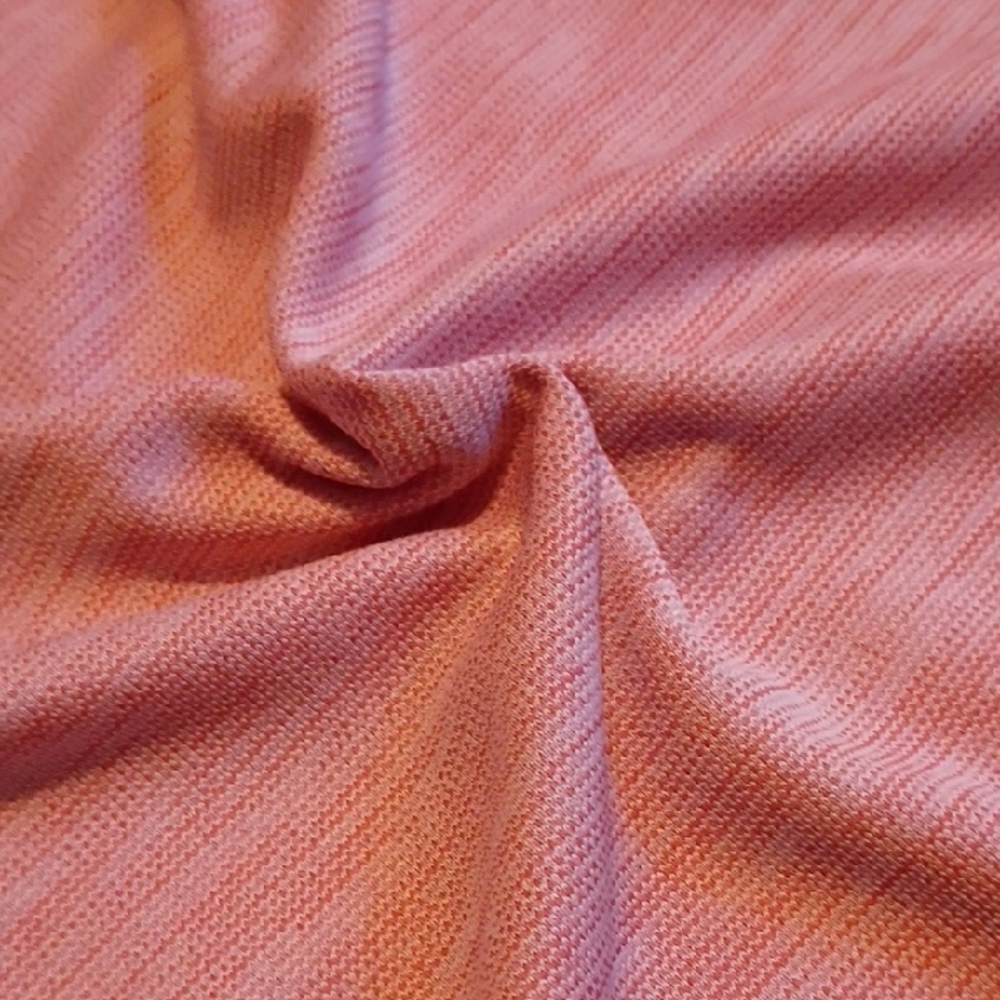 NWT Under Armour Light Pink V-Neck Tee - Picture 3 of 3